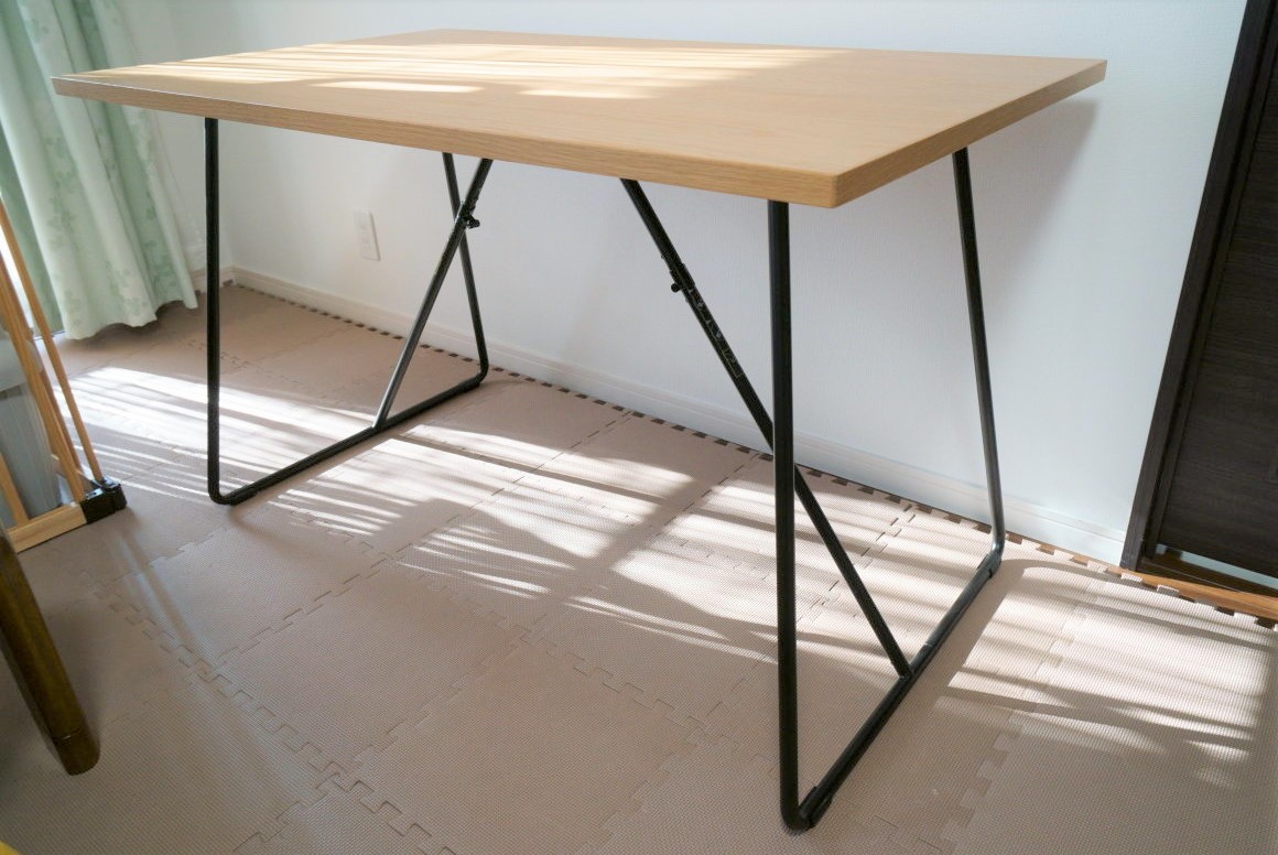 作業スペースに最適！！無印良品の【折りたたみテーブル120cmオーク