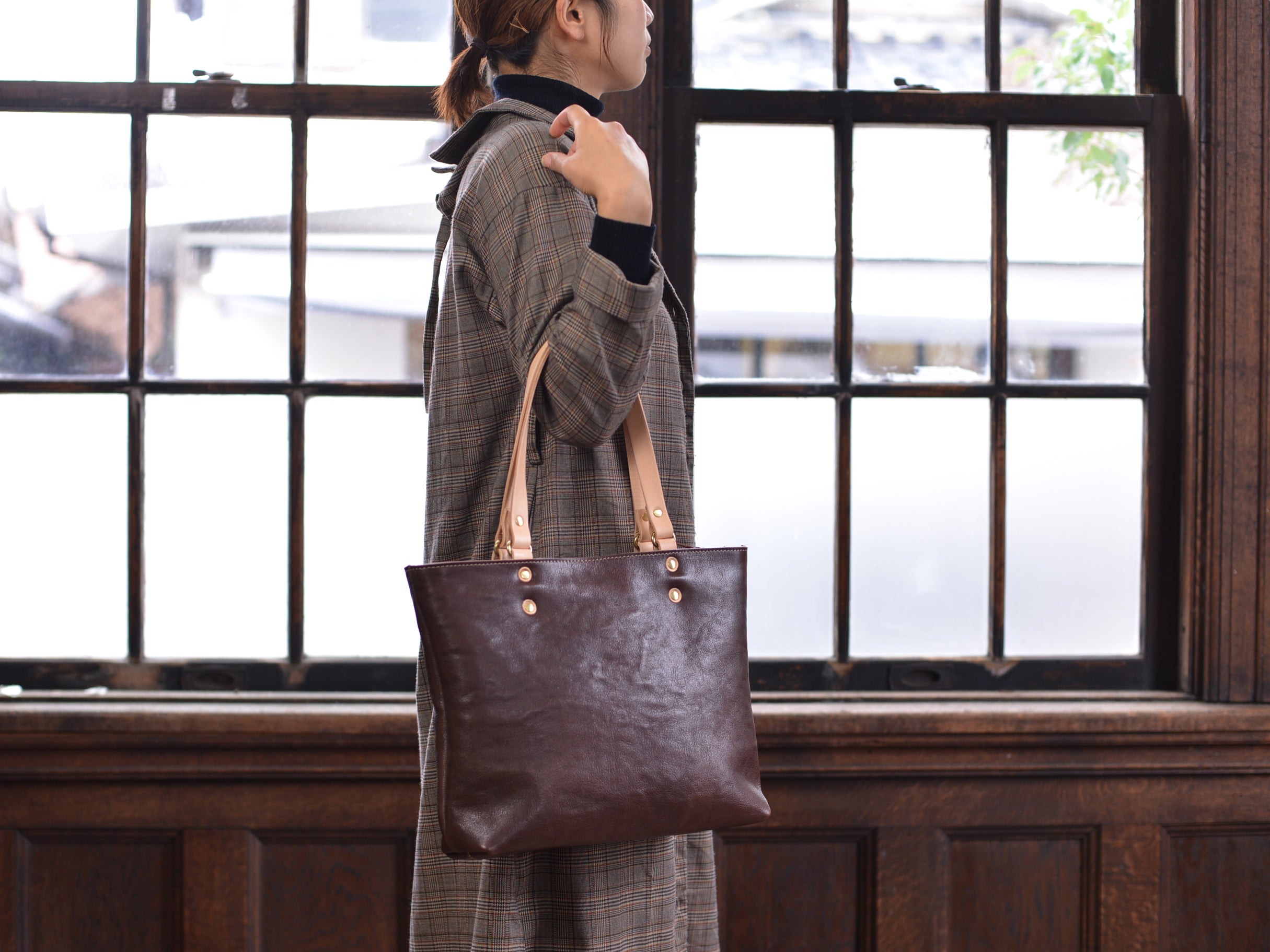 国産高級レザーを使った トートバッグ ブラウン – Cogocoro