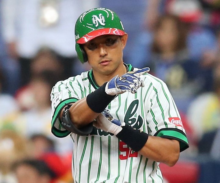 NEWS＆ニュース ソフトバンク・川崎宗則「Have fun(楽しめ)！」と攻守