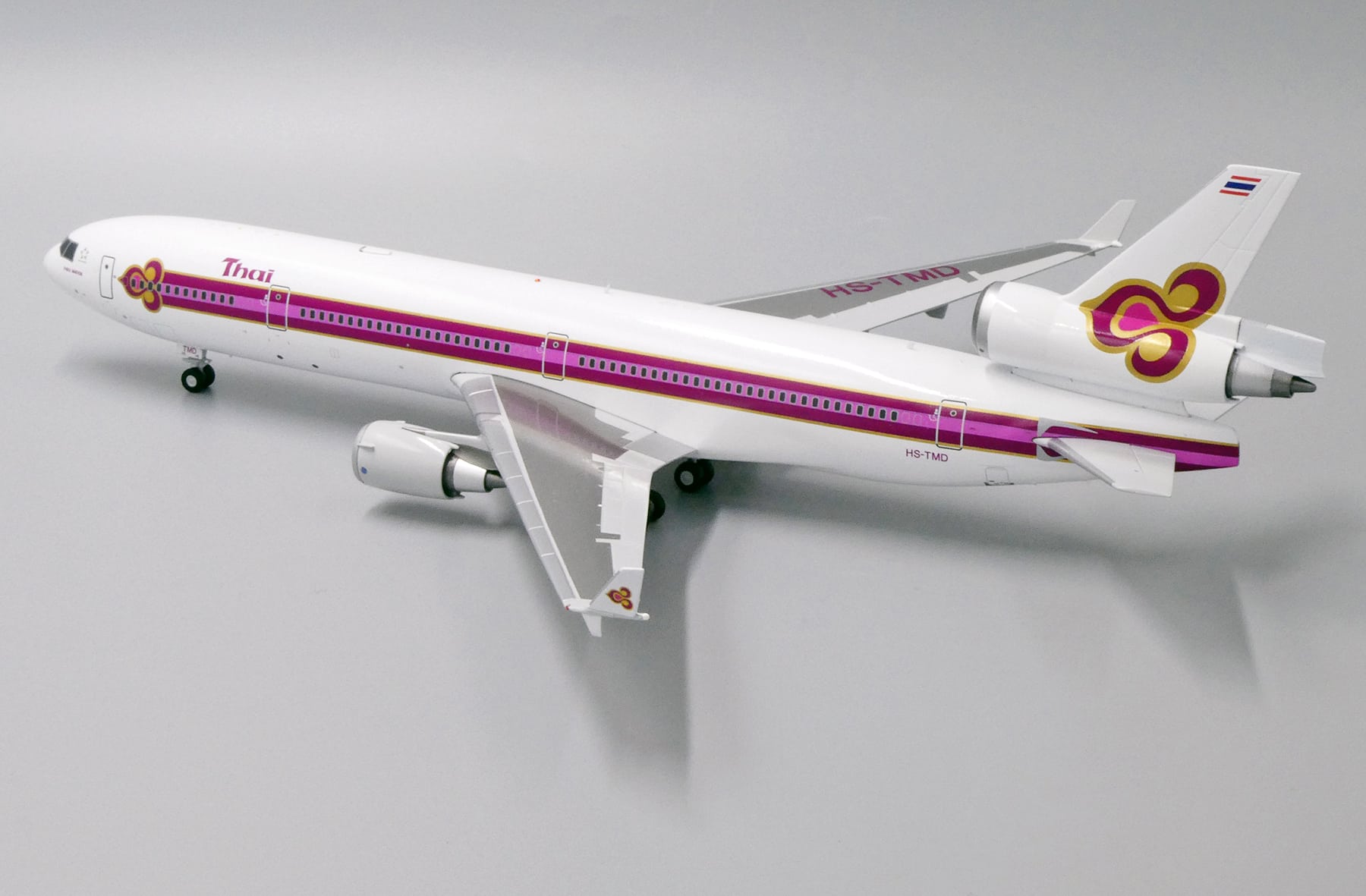 JC Wings 1:200 Thai Airways McDonnell Douglas MD-11 