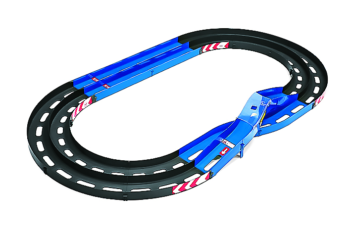 すぐに遊べるミニ四駆付き！ 公認コース「オーバルホームサーキット