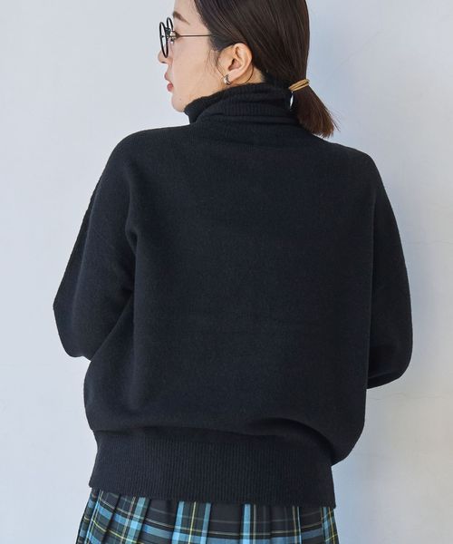 ホールガーメントタートルネックニット