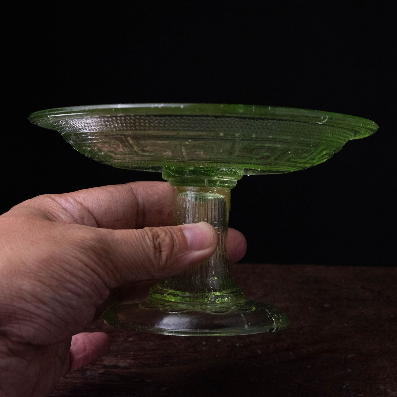 ガラス :: 雷と猪の目文 中華魁製造 ウランガラス コンポート | COTTOU