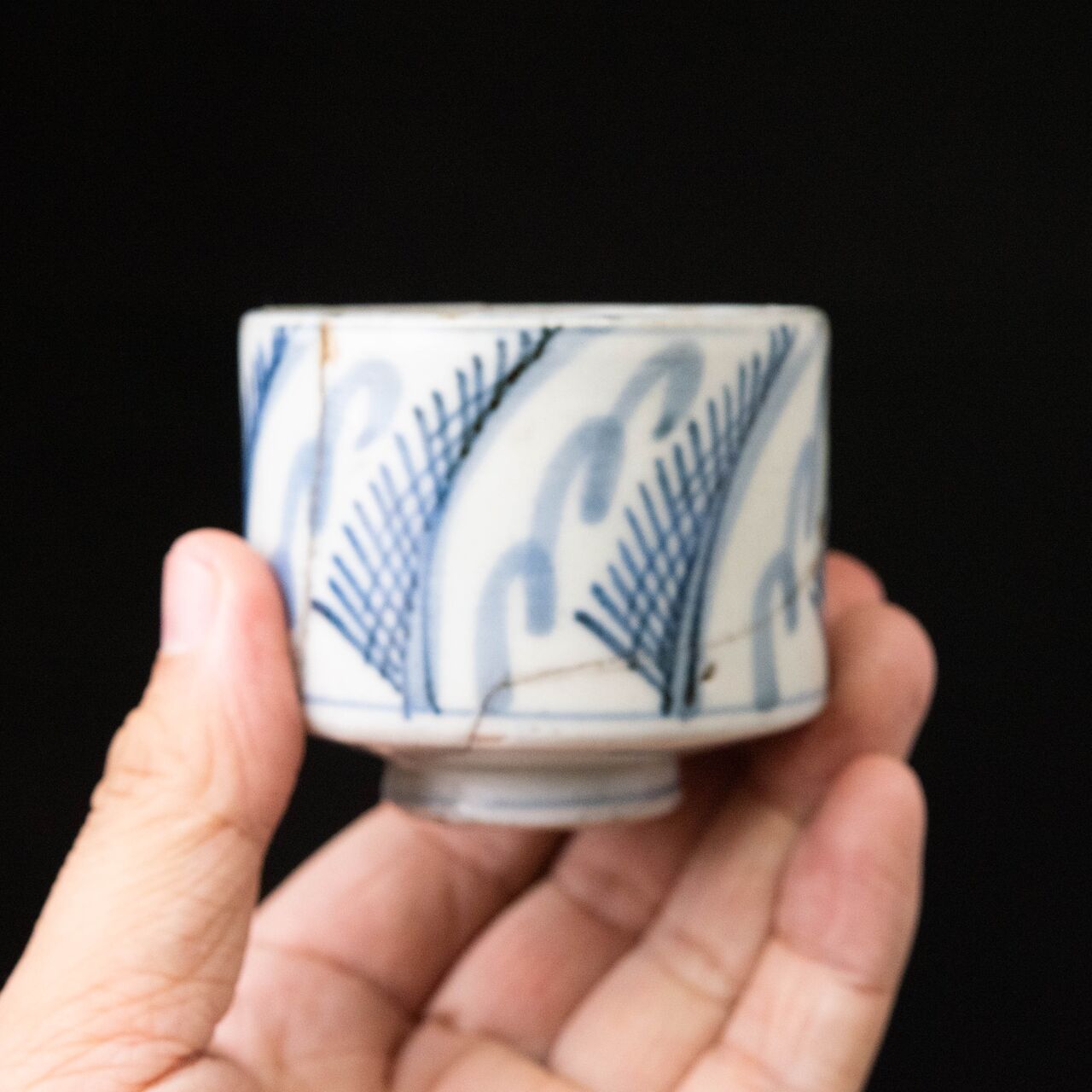 陶磁器 :: 伊万里 羊歯文 半筒そば猪口 | COTTOU.JP 骨董の通販