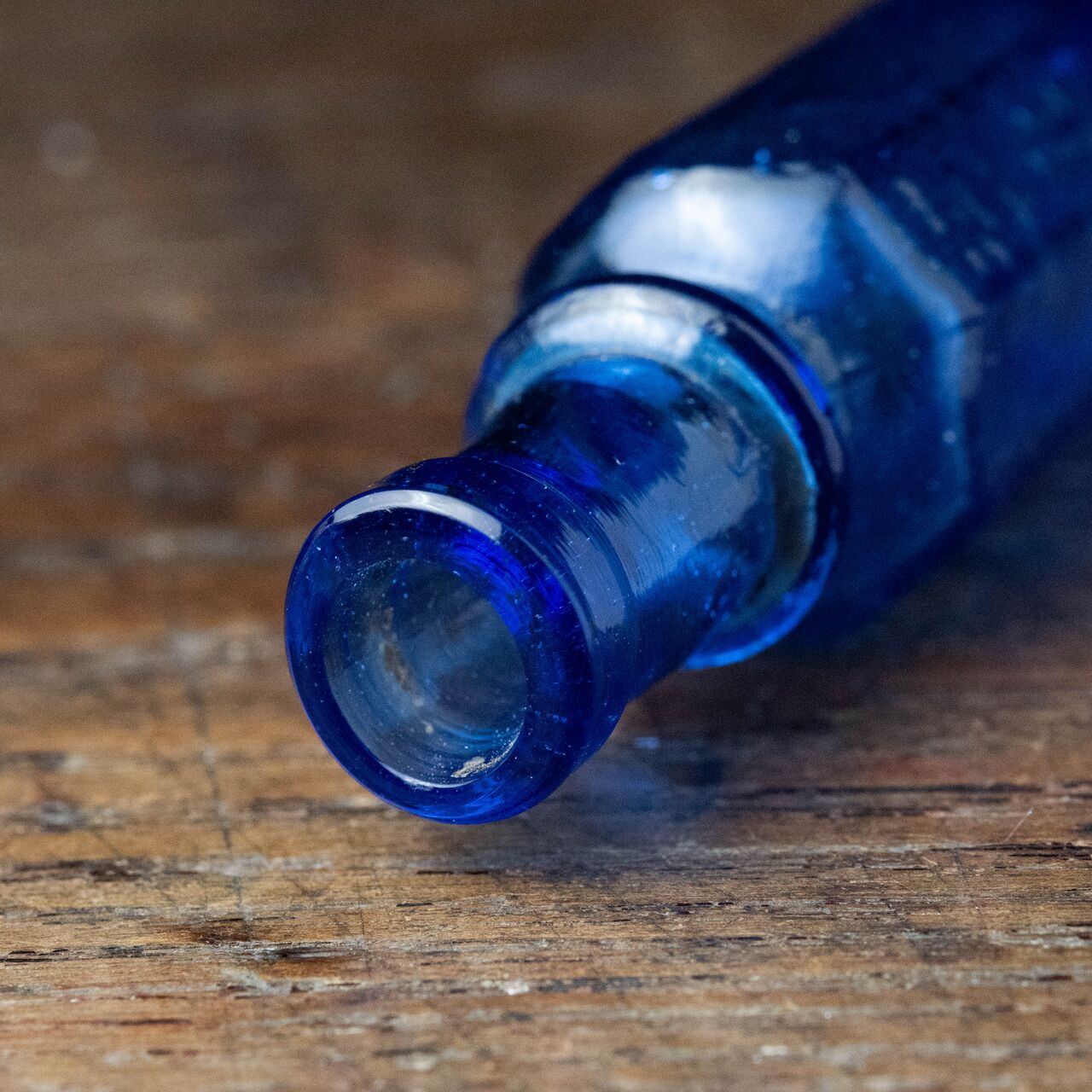 雑貨 :: 瓶 :: 資生堂製 神薬 薬瓶 | COTTOU.JP 骨董の通販マーケット