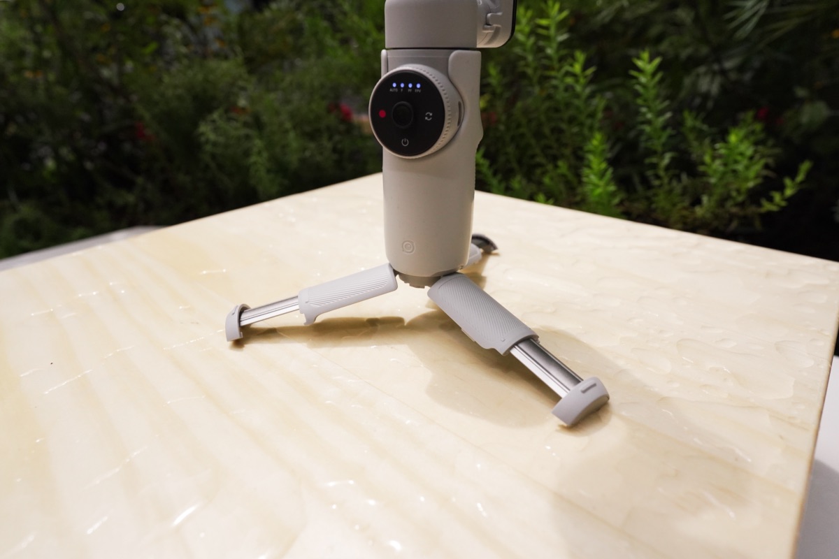 iPhone用ジンバルの完成形『Insta360 Flow Pro』レビュー｜AI追跡