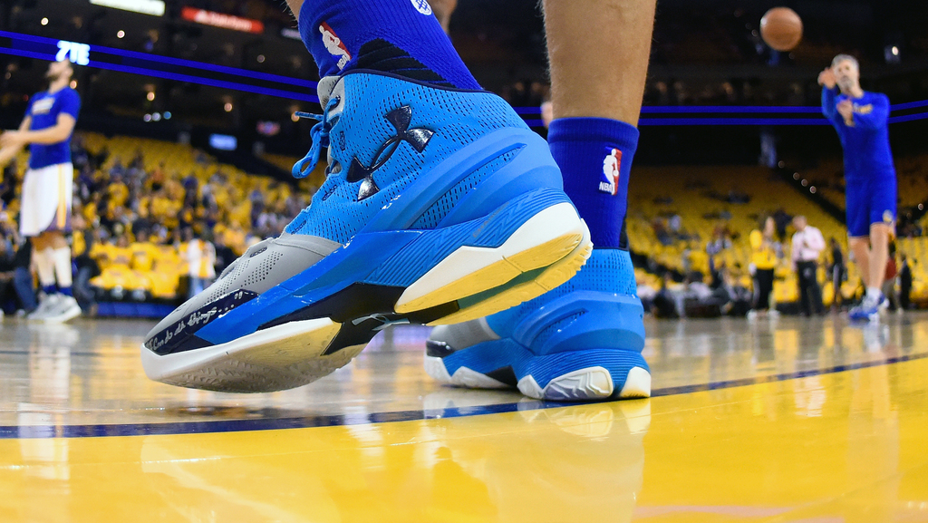 ナイキ×ジョーダン」のバッシュに終焉 「アンダーアーマー×カリー」の