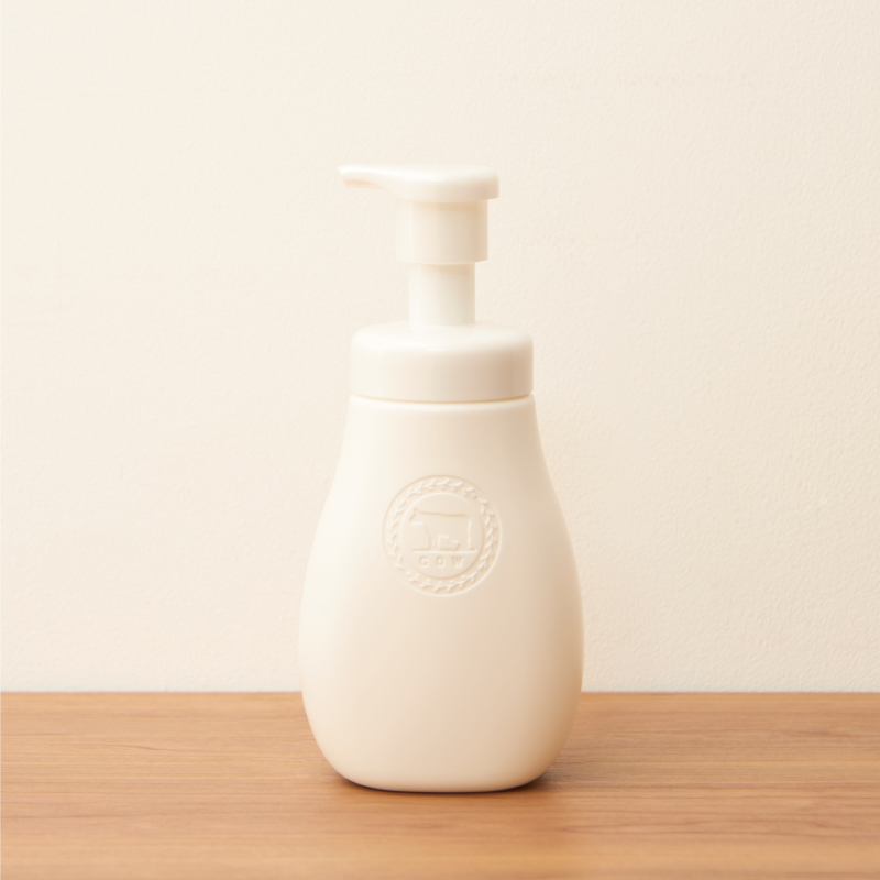 泡で出てくるミルキィボディソープ カウブランド赤箱の香り ポンプ付