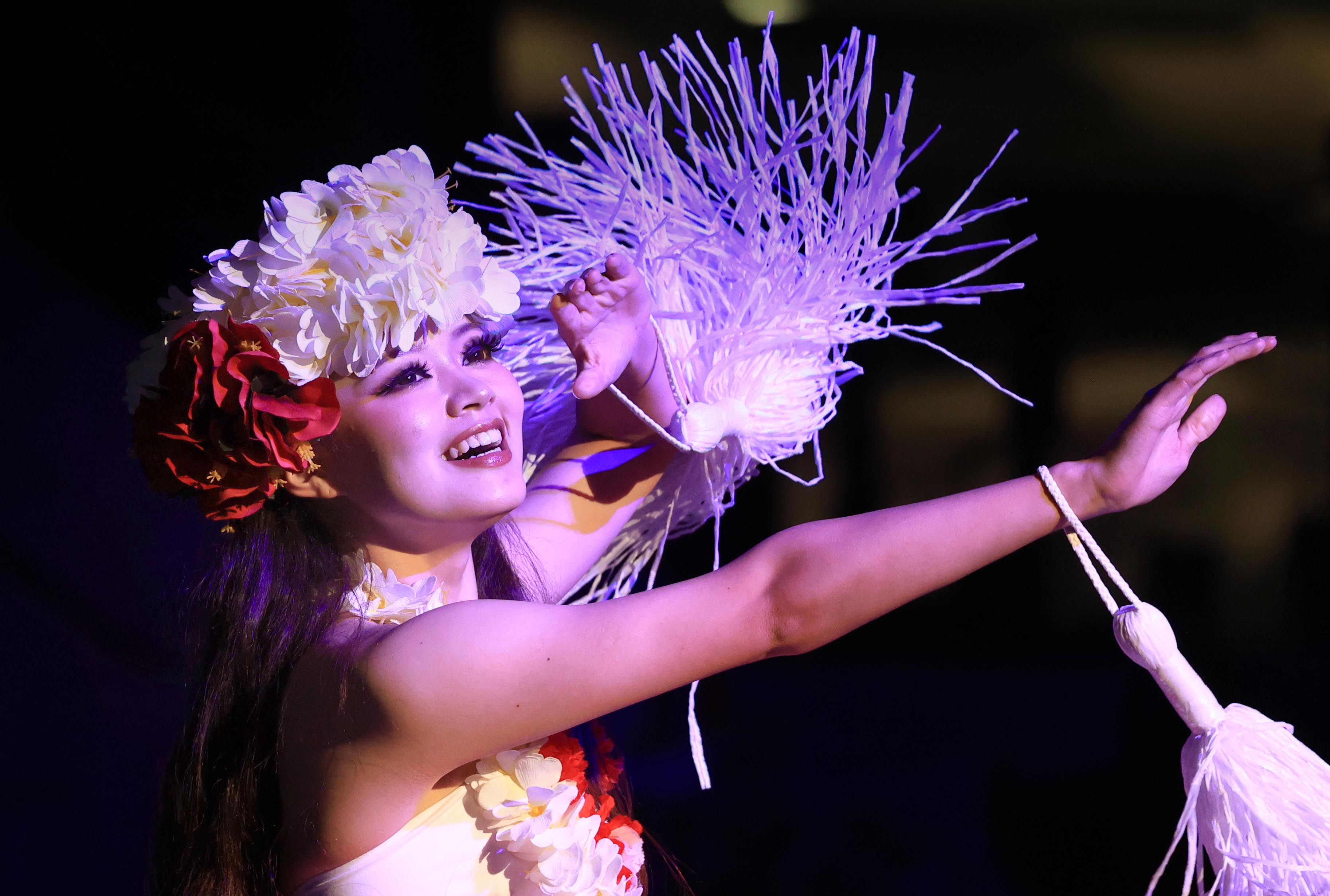 動画】憧れの白い衣装をまといフラガール躍動 福島・大熊町出身の