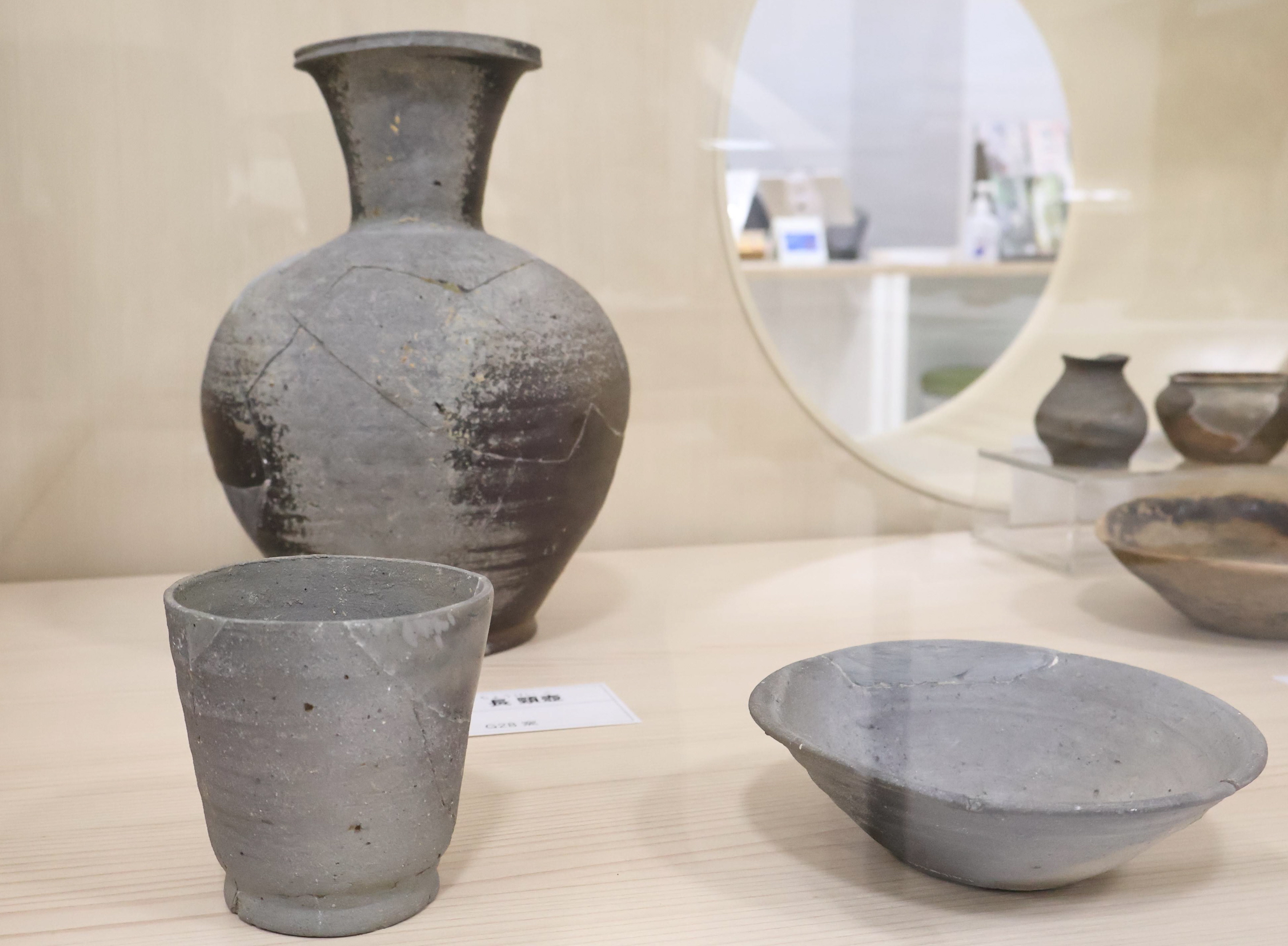 灰青色の土器「須恵器」からひもとく平安時代の暮らし 八王子・はちは