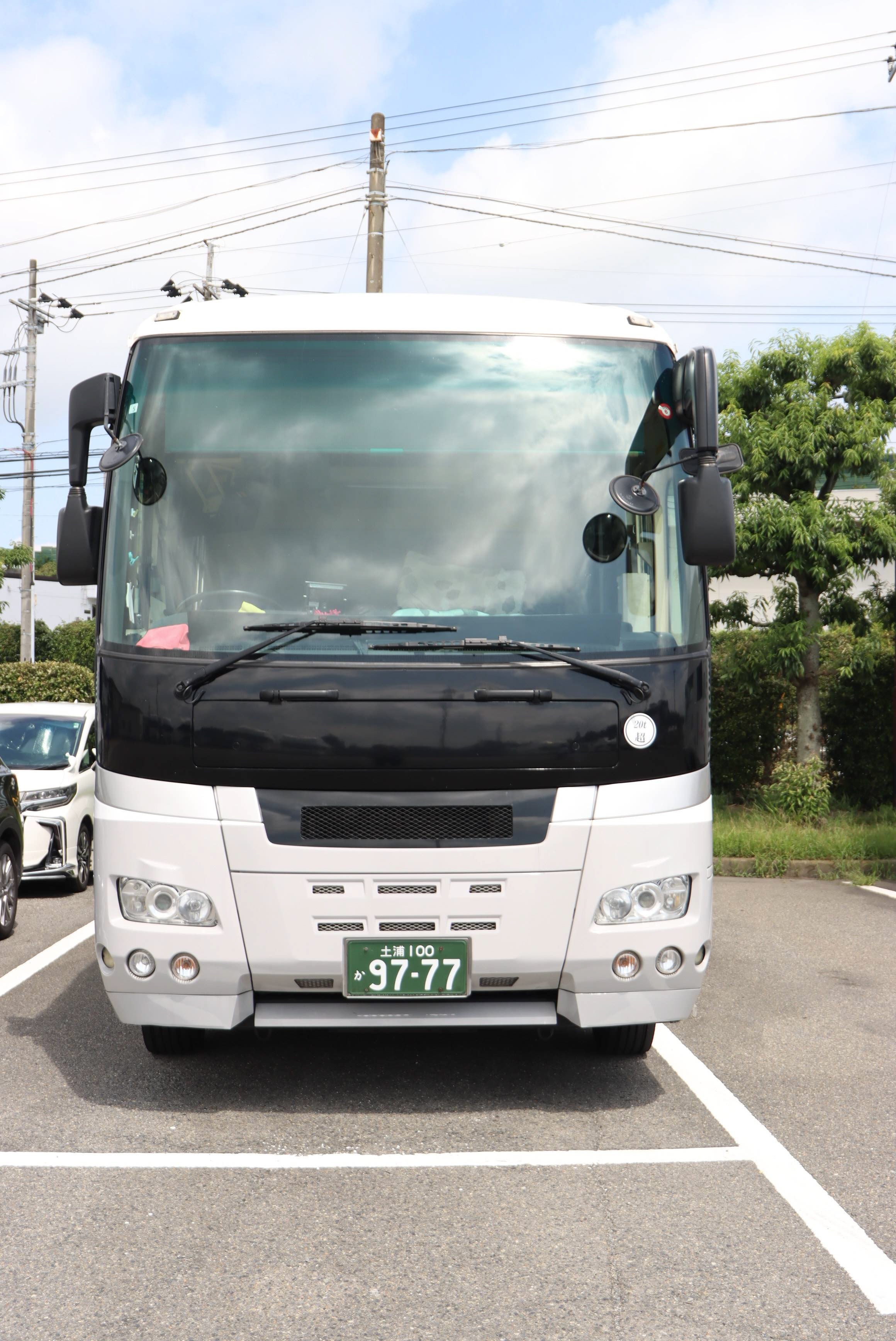 競馬を陰で支える馬運車を潜入取材！ 「競走馬ファースト」の秘訣に