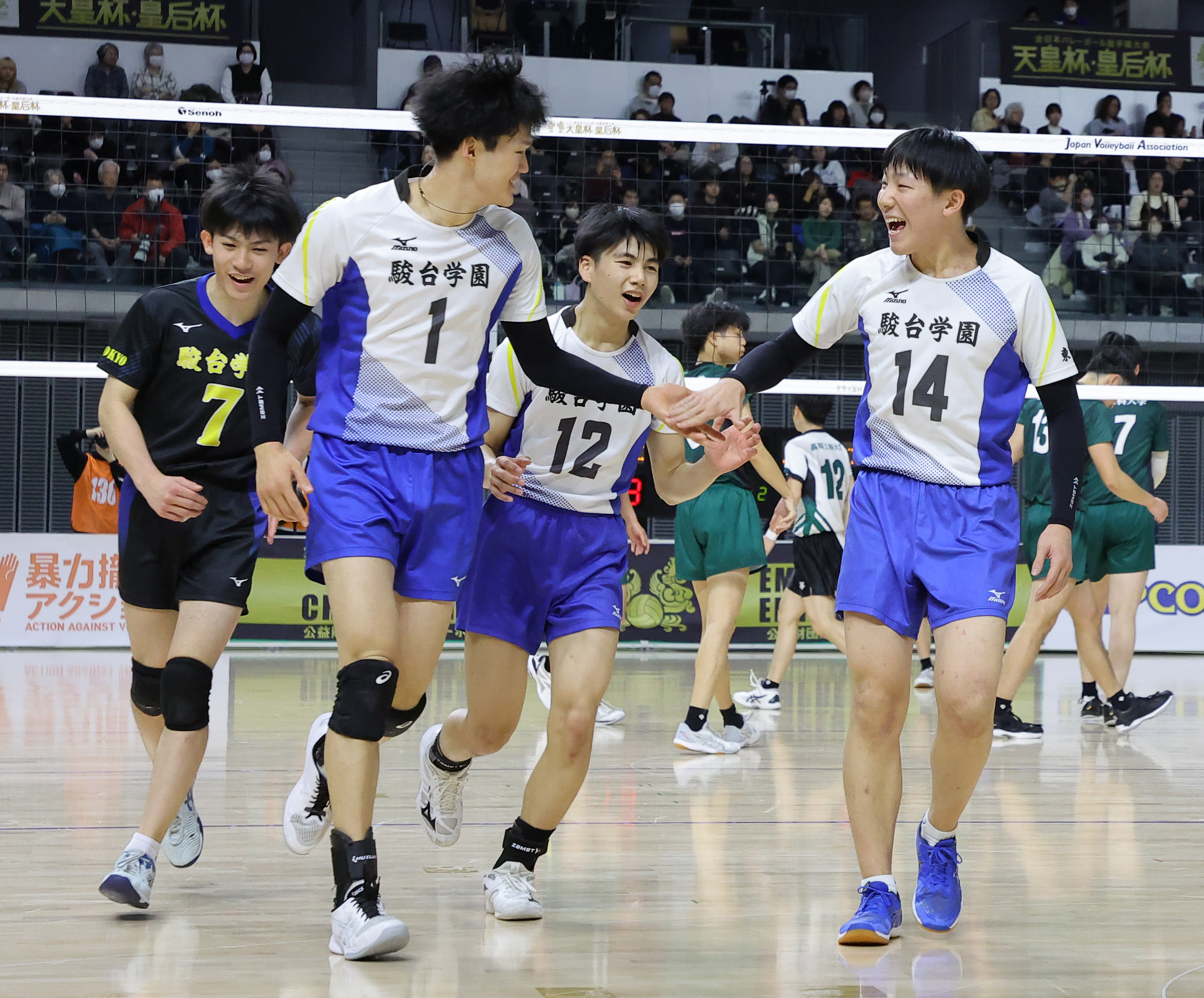 駿台学園高、高知工科大下し2回戦進出 9日に昨季Vリーグ覇者