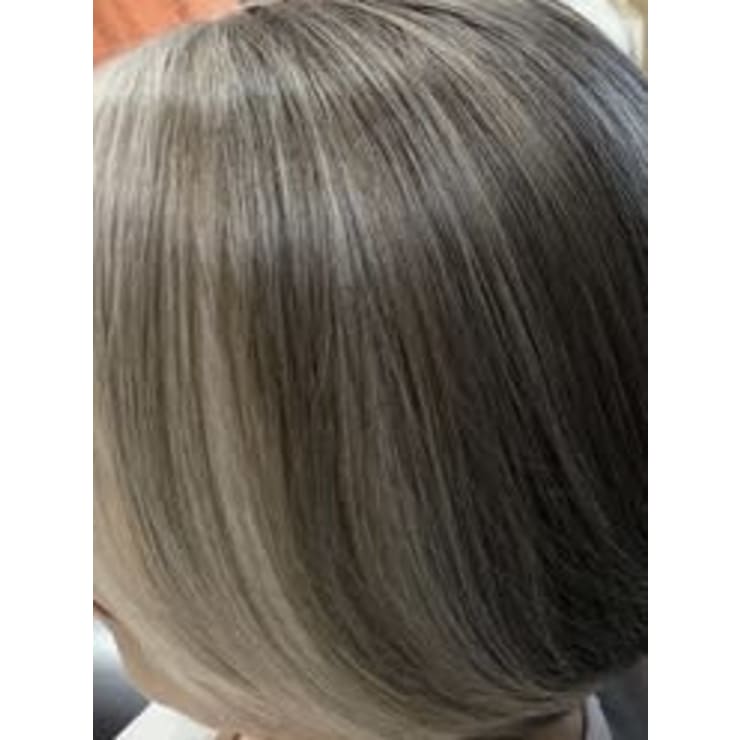 白髪を生かしたカラーリング | Loop the Loop(ループザループ)の