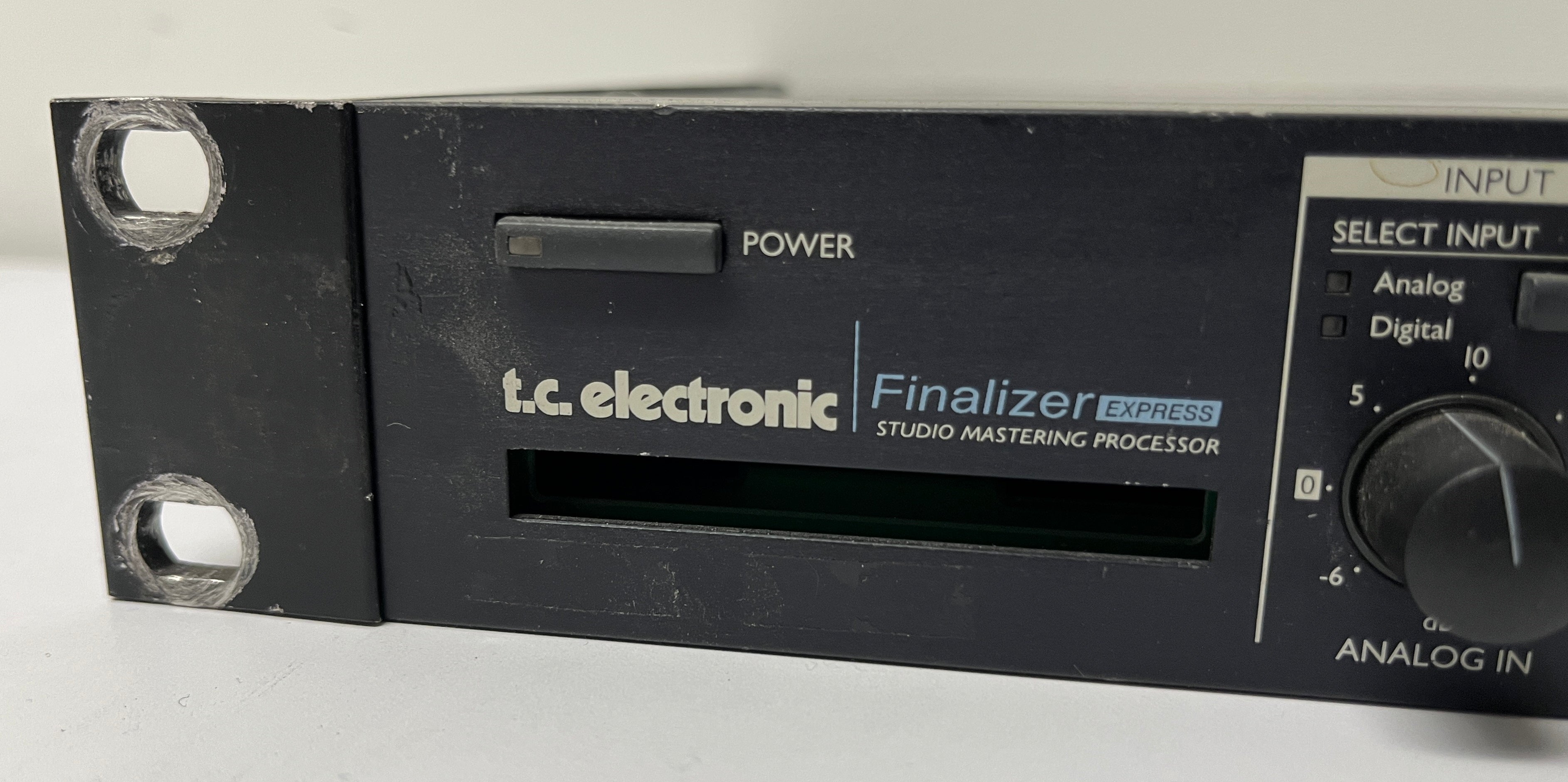 TC Electronic FINALIZER EXPRESS Studio Mastering Processor – CLAIR