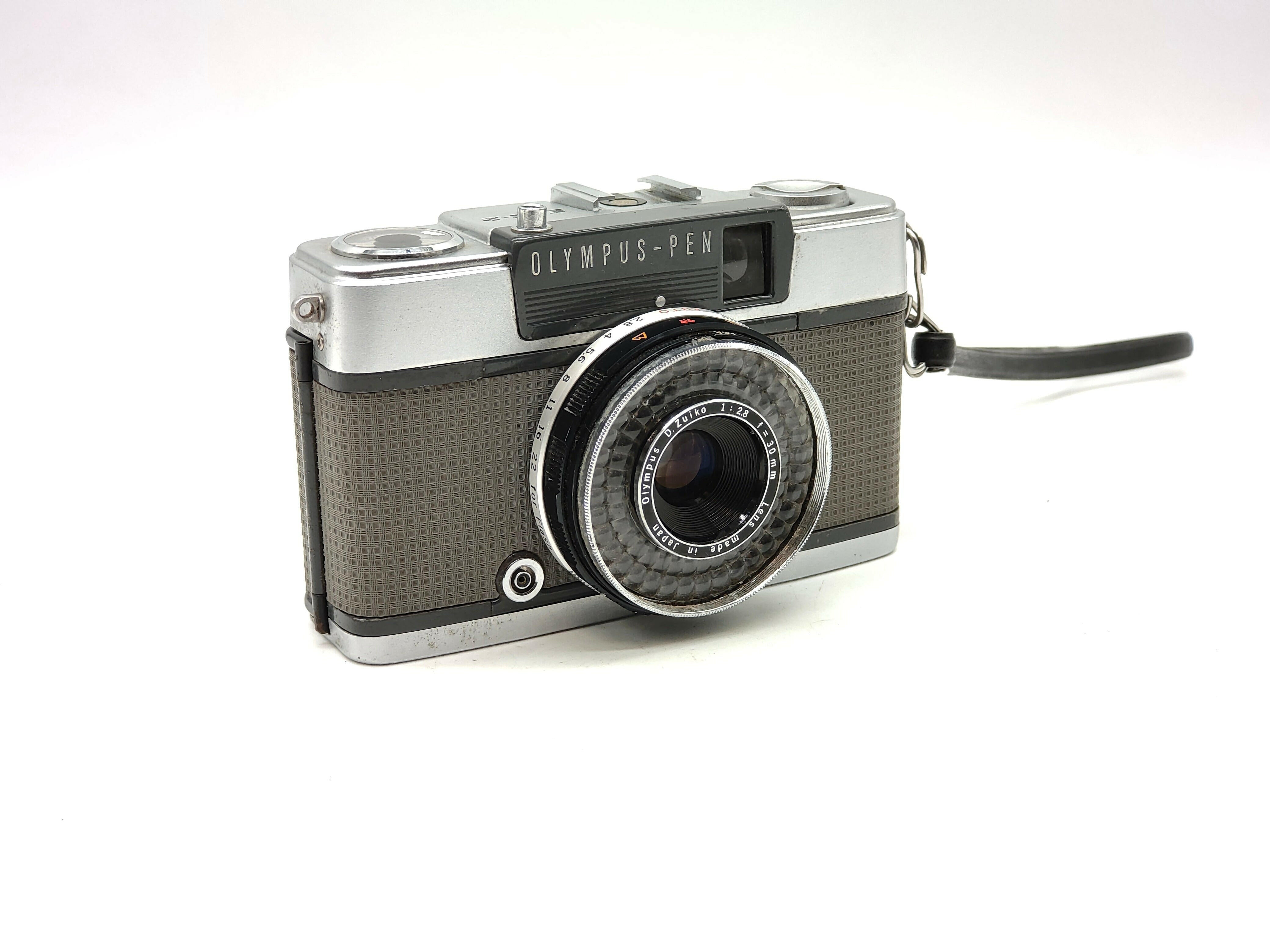 Olympus PEN EES-2 film camera | Classic Cameras AU