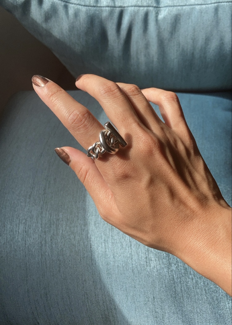 エルメスのクロワゼット】大人ベーシック服に似合う最愛リング