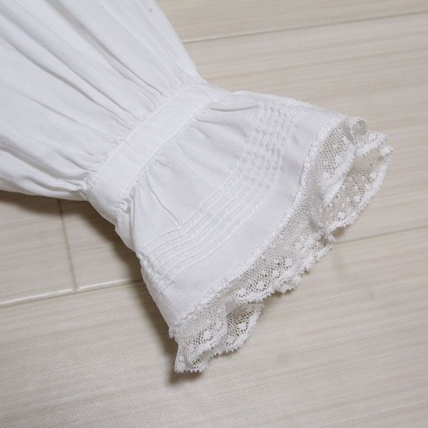 白センターフリルペプラムブラウス - ピンクハウス通販｜リサイクル