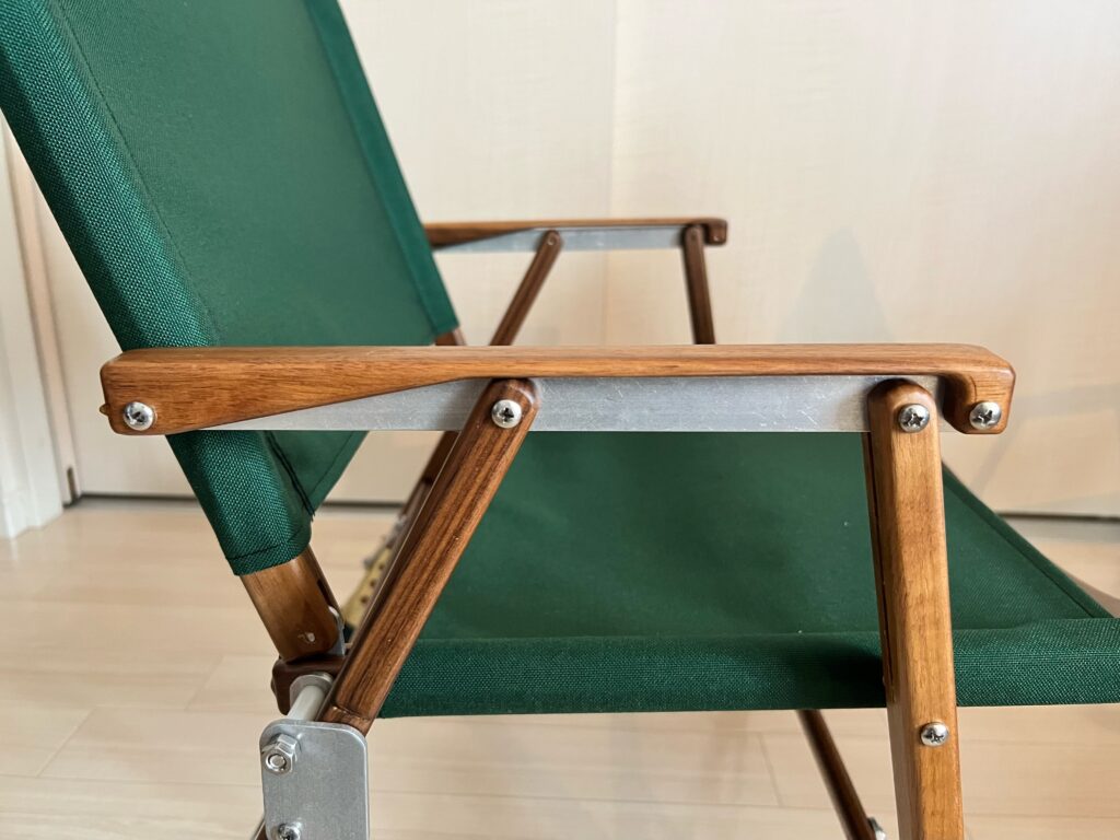 カーミットチェアの定番カスタム方法を紹介【ノビタ、ヒジラク編