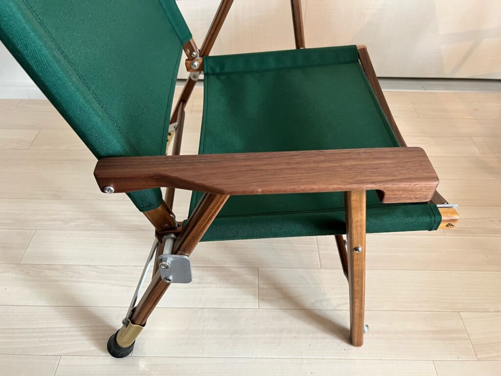 カーミットチェアの定番カスタム方法を紹介【ノビタ、ヒジラク編