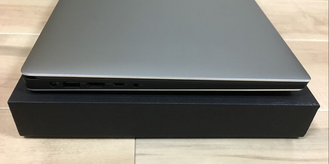 Dell XPS15 9560 (Full-HD)のレビュー