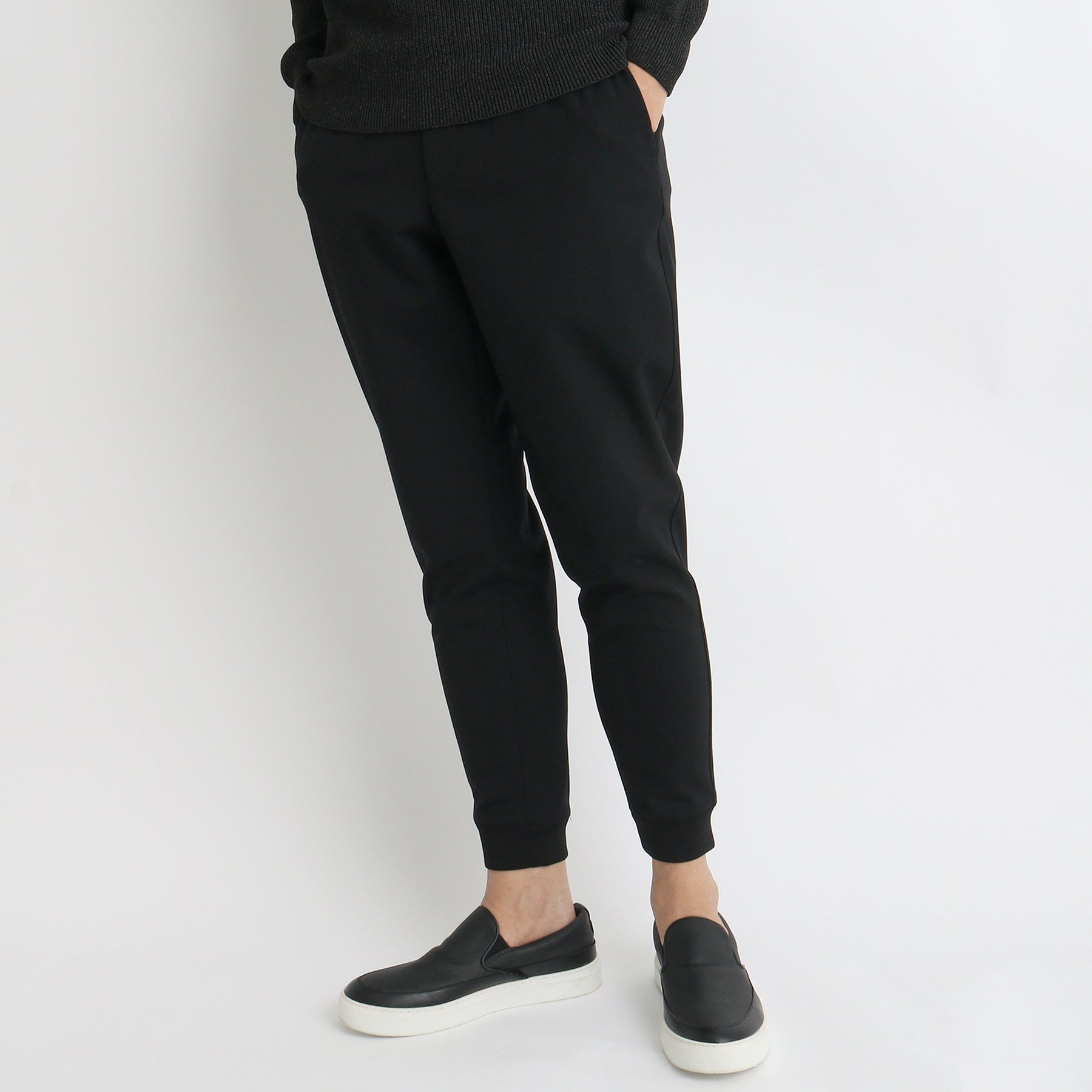 テックウールツーウェイストレッチ ジョガーパンツ ブラック