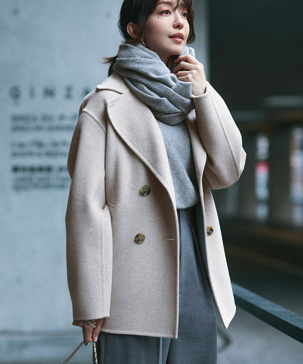 滝沢眞規子さん着用】MANTECOPureリバー Pコート / 23区