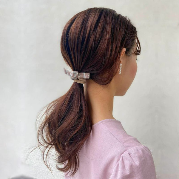 夏の陽射しに負けない！キラキラと輝くヘアゴム【ドレスポニー