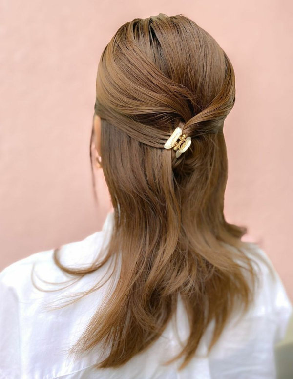 予算1万円以内】大人の女性が喜ぶヘアアクセサリーギフト | acca