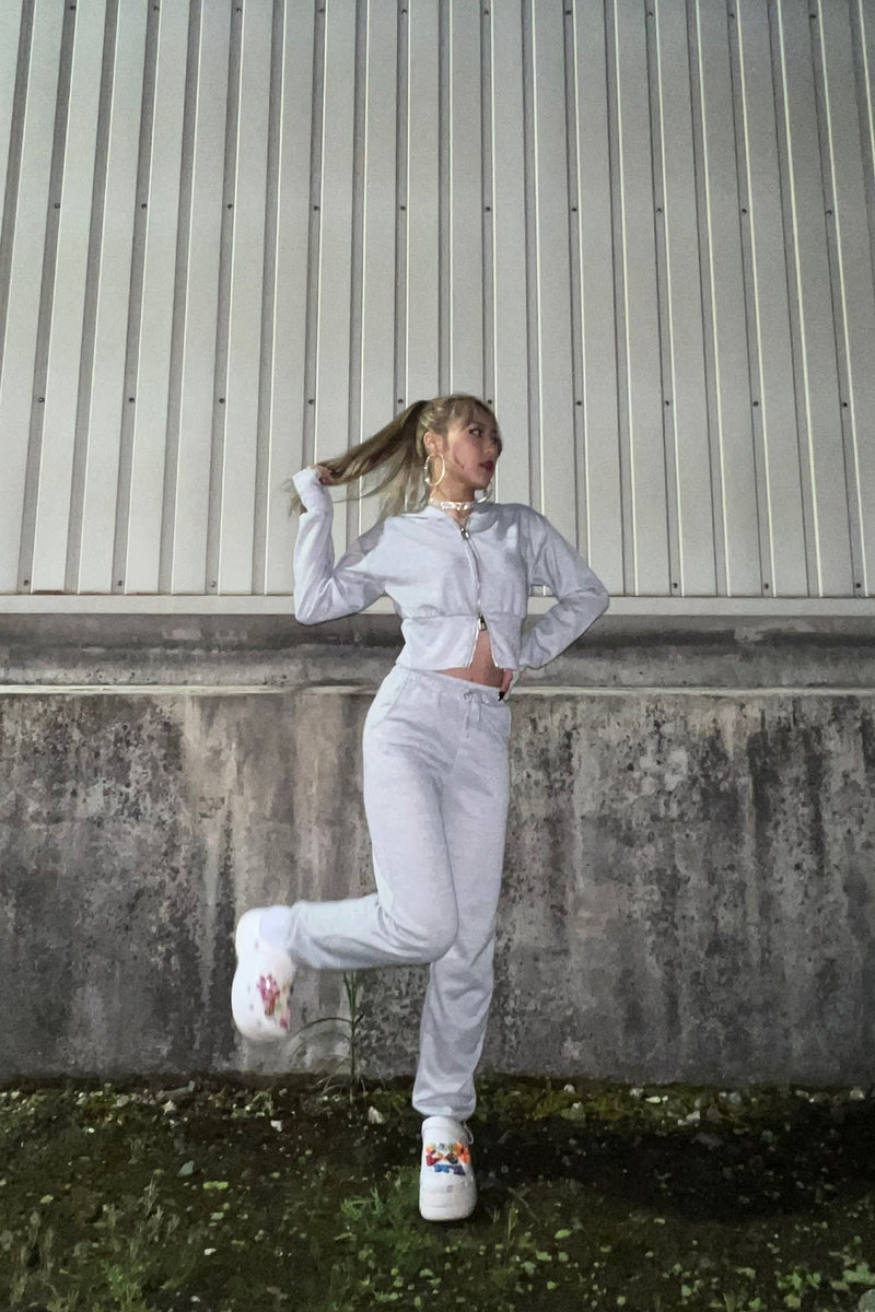 GRAYスウェットセットアップ DPA44037 – CRAMMY