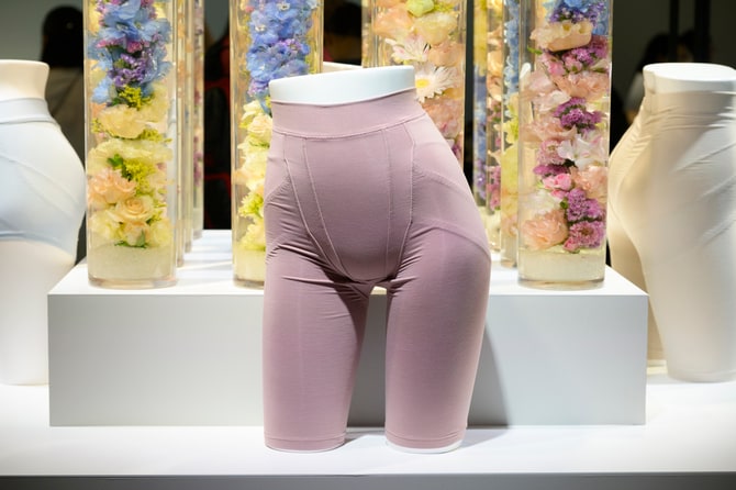 はくだけ”で尿漏れをケアできる「SIXPAD 骨盤底筋ケアガードル」登場