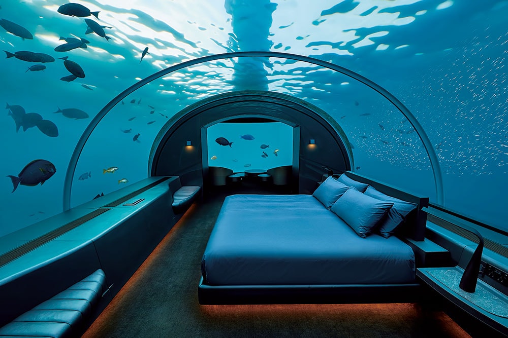 モルディブ】最上の海中ヴィラは まるで水族館のような幻想のホテル