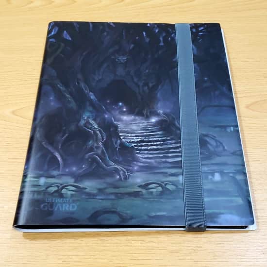 おすすめ】MTGのコレクション用でイラストが描かれたカードファイル