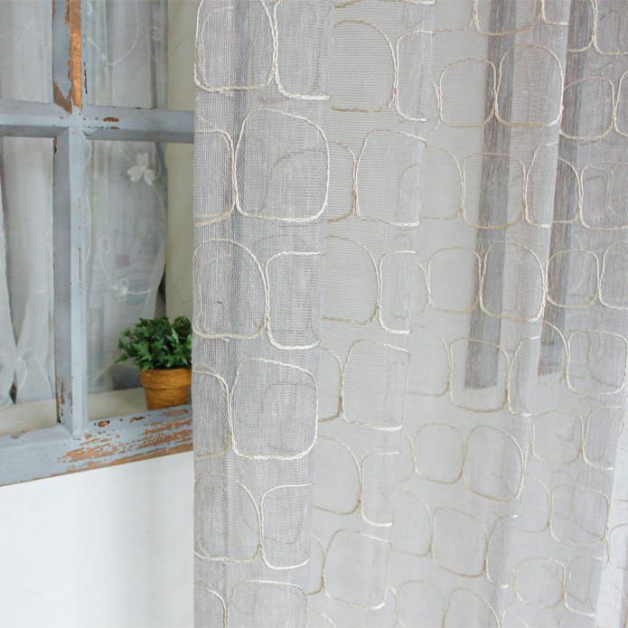 リネン混のナチュラルな風合い。上質のトルコレース。| カーテン通販