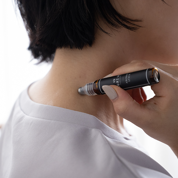 ASHI MAKURA 整体足枕 | CURE:RE（キュアレ）