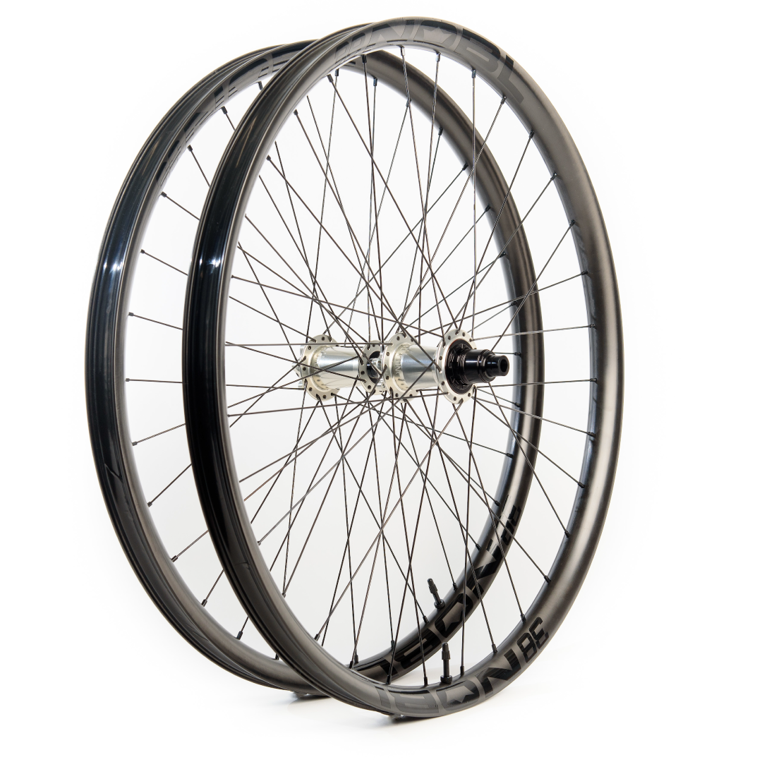 Nobl TR38 Custom Hand Built Mountain Disc Wheelset – Custom Wheel