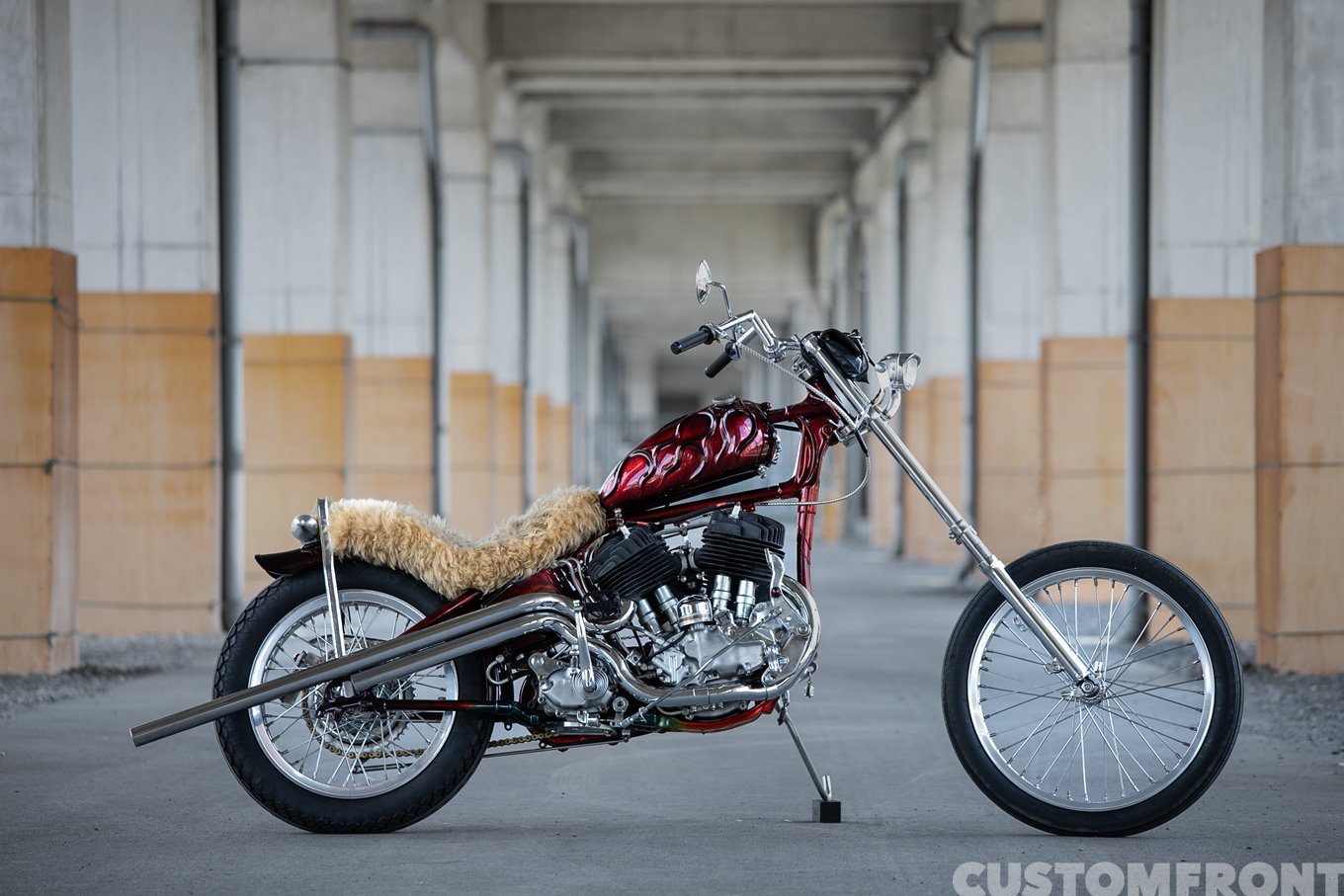 FRANKEN CUSTOM WORKSのハーレーのUHサバイバーチョッパー 1941年