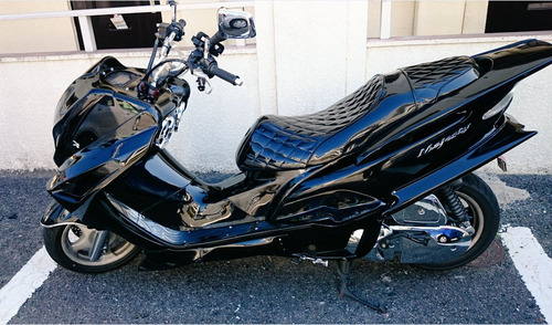 マジェスティ125シート張替え 装着画像 - CUSTOM SEAT．JP