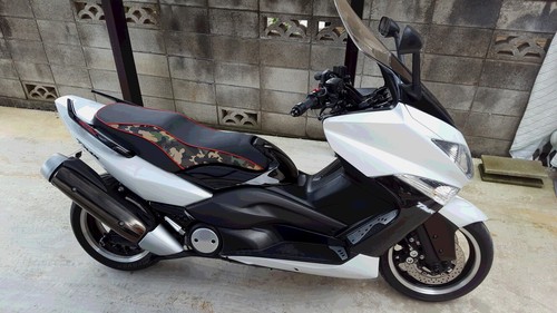 CUSTOM SEAT．JP BLOG: T－MAXアーカイブ