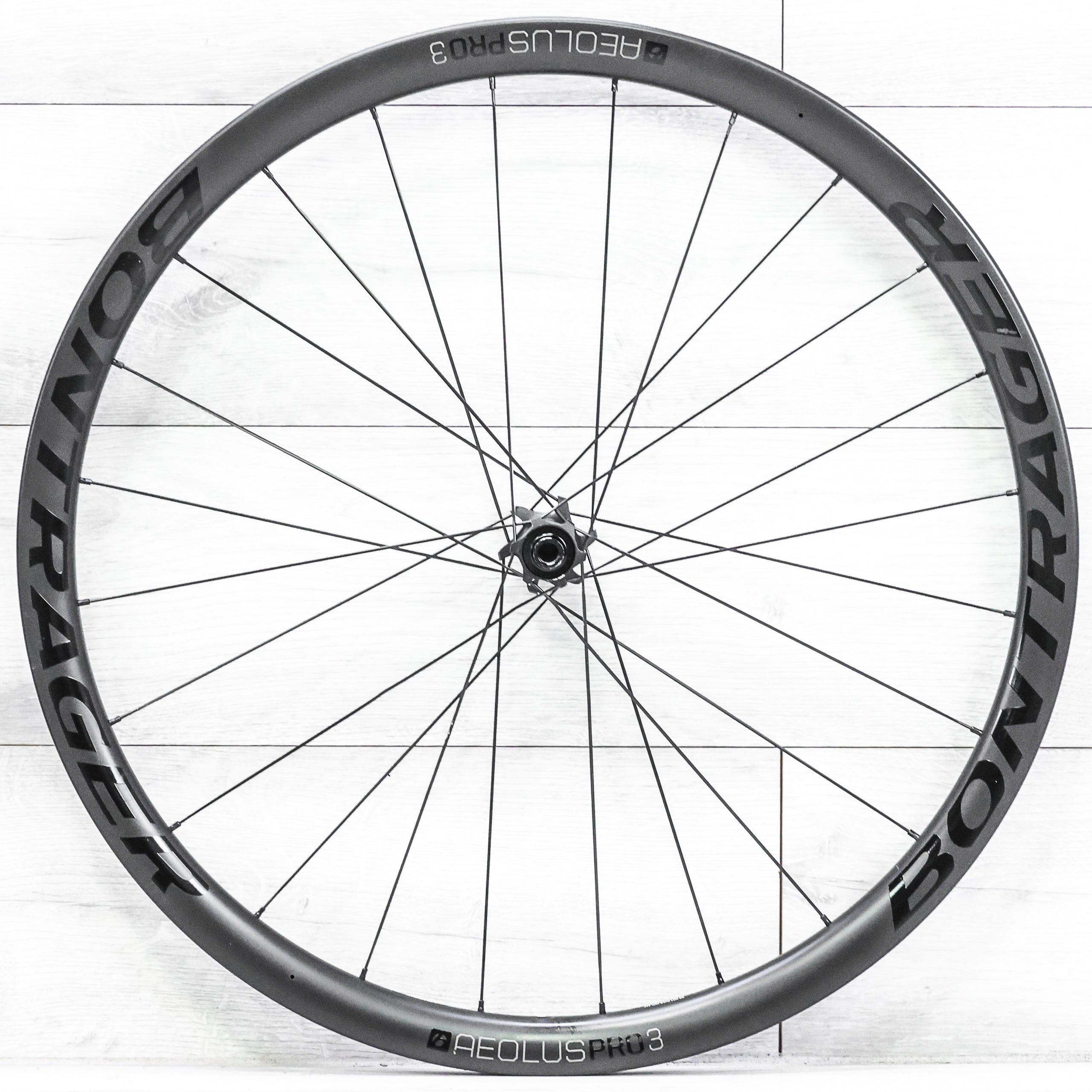 Bontrager Aeolus Pro 3 TLR Carbon Disc Wheelset – 700c, Tubeless