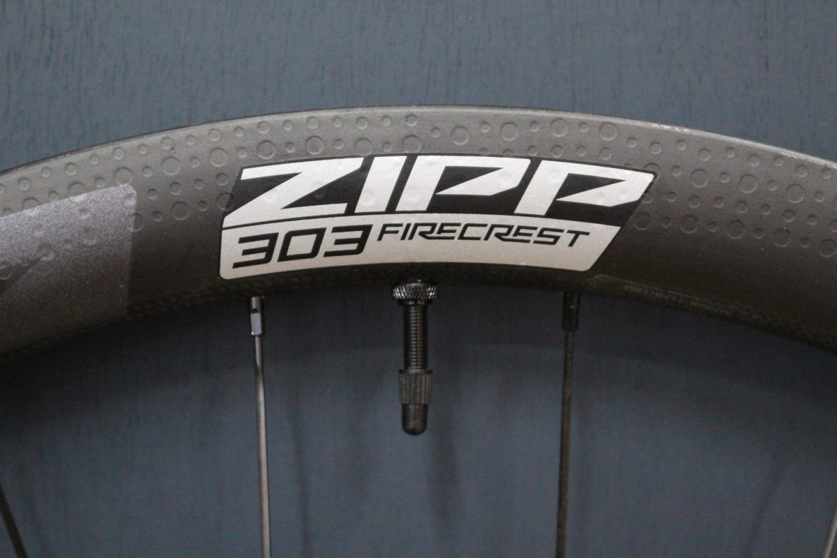 脅威の高性能・超軽量・高コスパカーボンホイール｜ZIPP 303 Firecrest