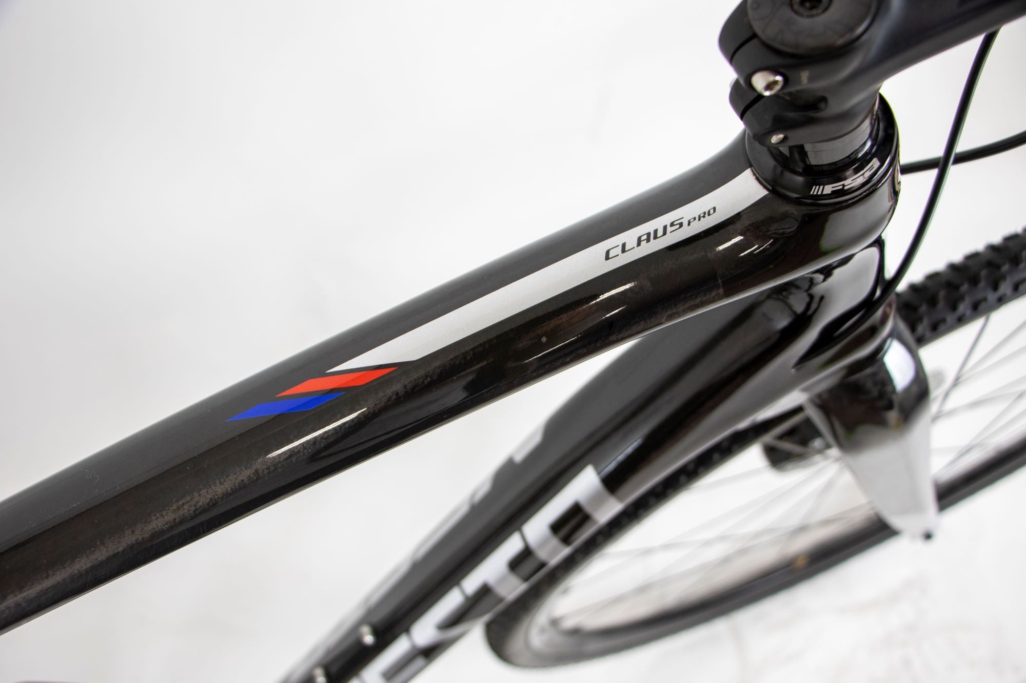 新生活応援セール／[NESTO PREMIUM]ネスト シクロクロス CLAUS PRO