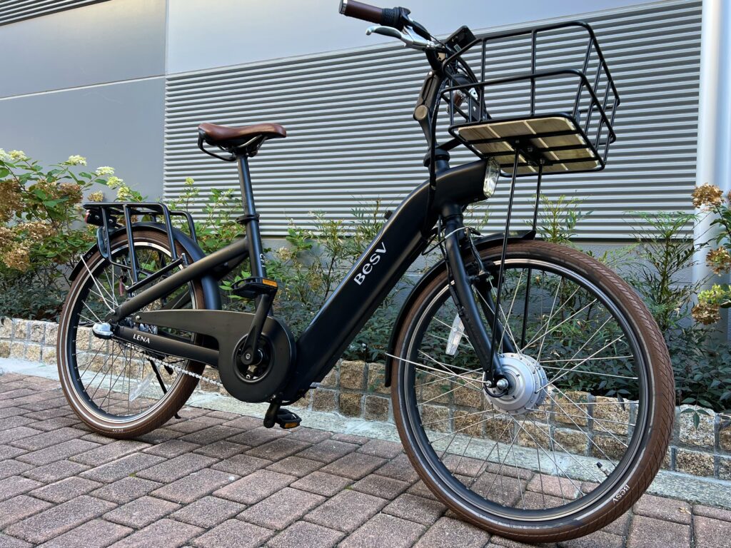お洒落で便利な電動アシスト自転車「BESV CF1 LENA」がアウトレットで