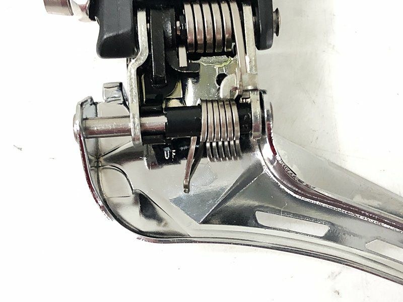 シマノ SHIMANO 105 Di2 FD-R7150 電動Di2 フロントディレイラー 〇