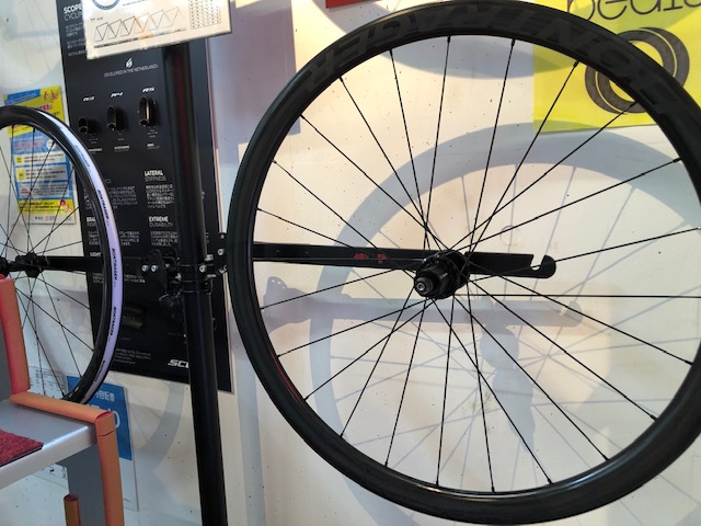 試乗レンタル・ホイール】Bontrager Aeolus（アイオロス） RSL 37 TLR