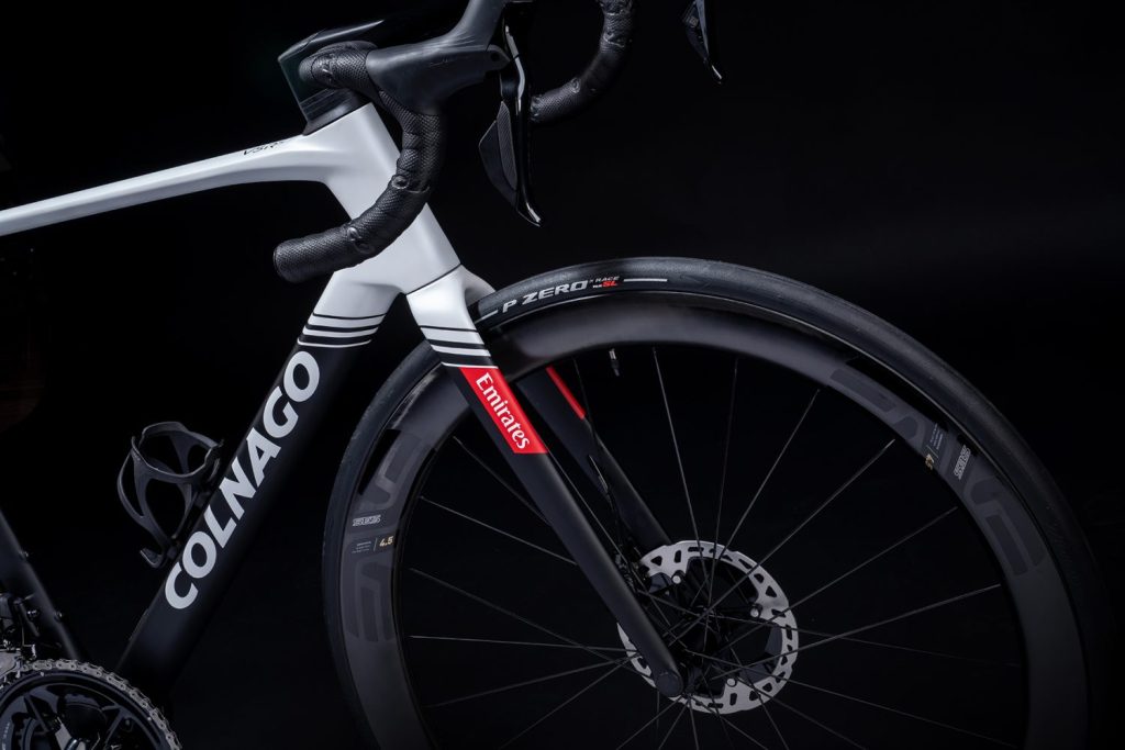 コルナゴ｜史上最軽量レーシングバイク「V5Rs」誕生！！｜CYCLE