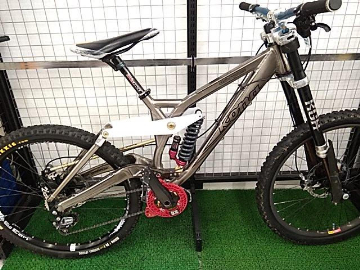 買取事例】KONA STAB SUPREME ダウンヒルバイク | 自転車買取なら