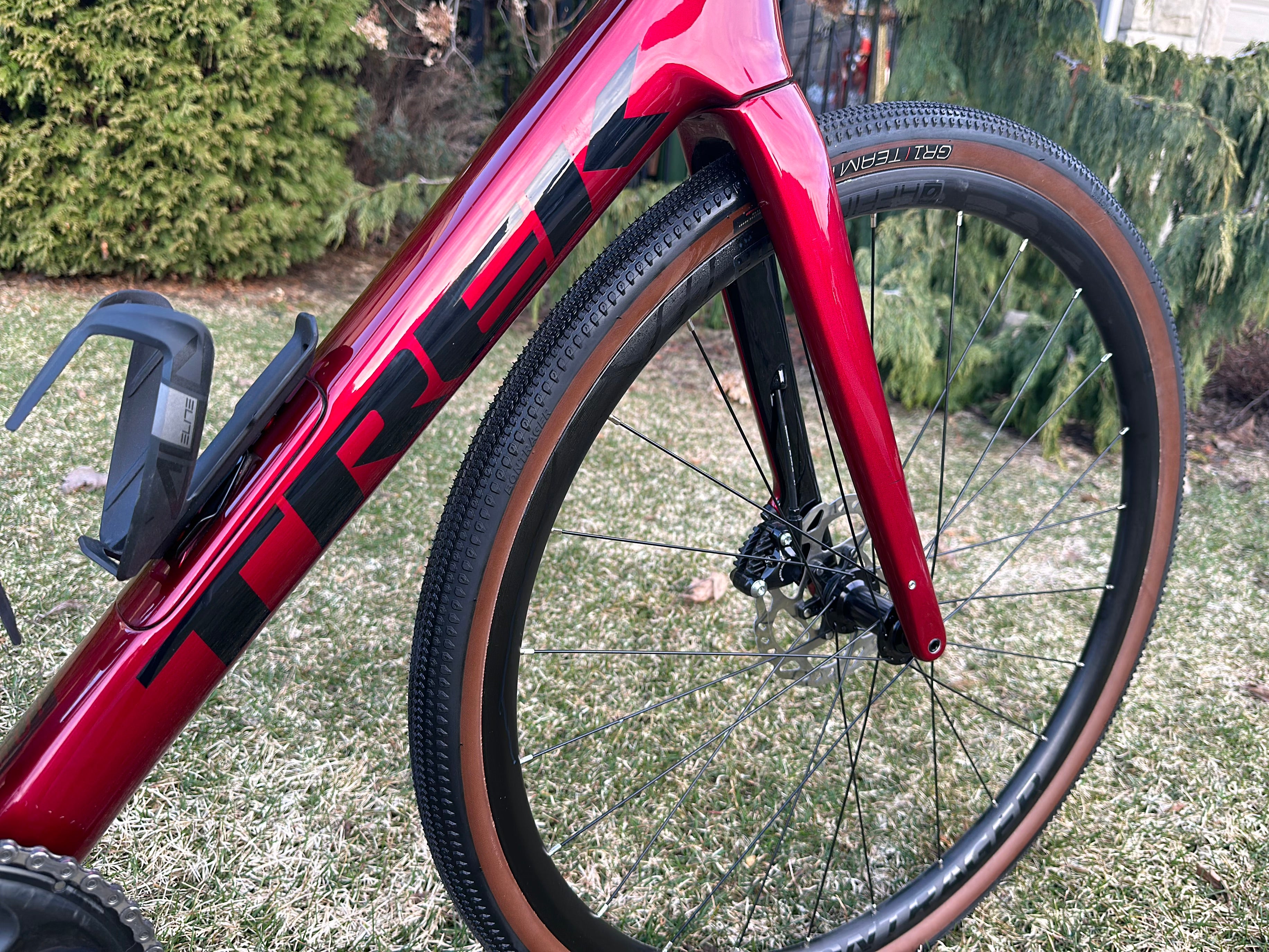 Trek Domane SL5 - 54 - 105 - Gravel/Road - Endurance - Showroom