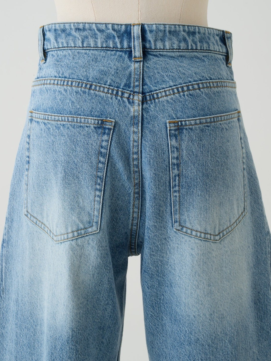 カーヴィーデニム Rem｜Cygne(シーニュ) 公式サイト