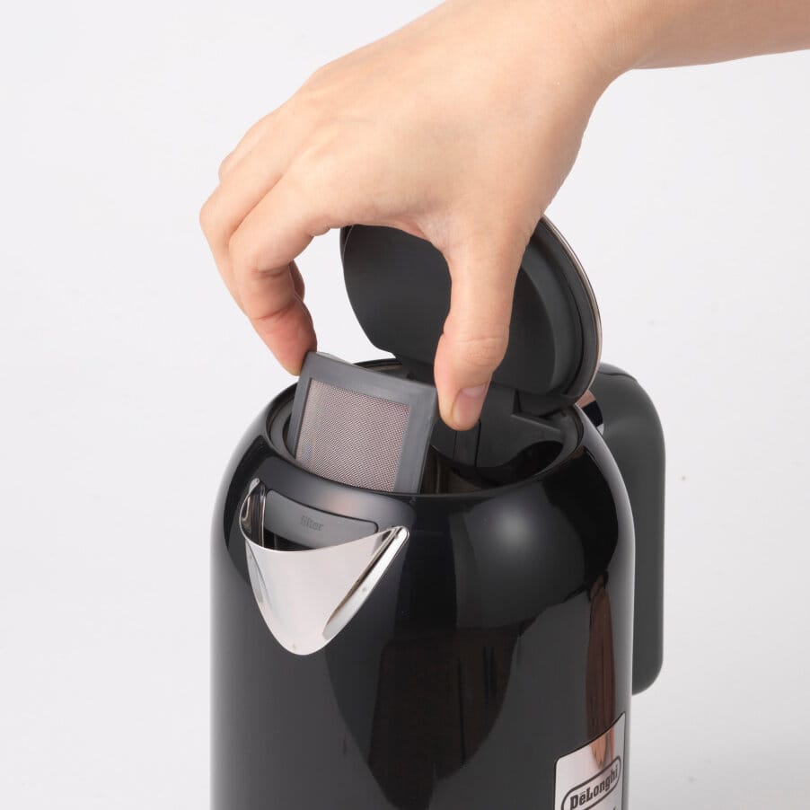 ケーミックス 電気ケトル リッチブラック ZJX650J-BK | De'Longhi JP