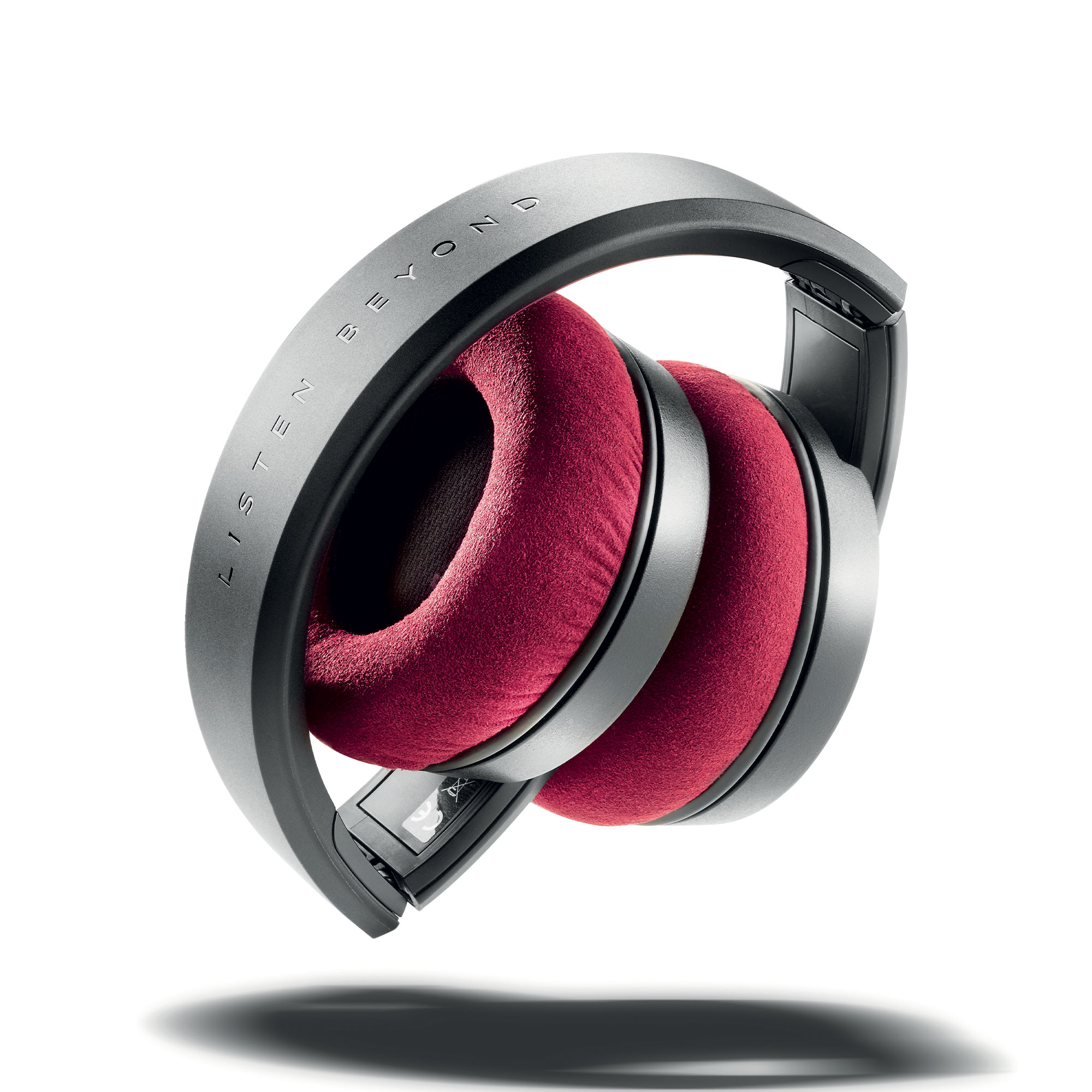 Listen professional - Closed-back headphones for professionals | Focal